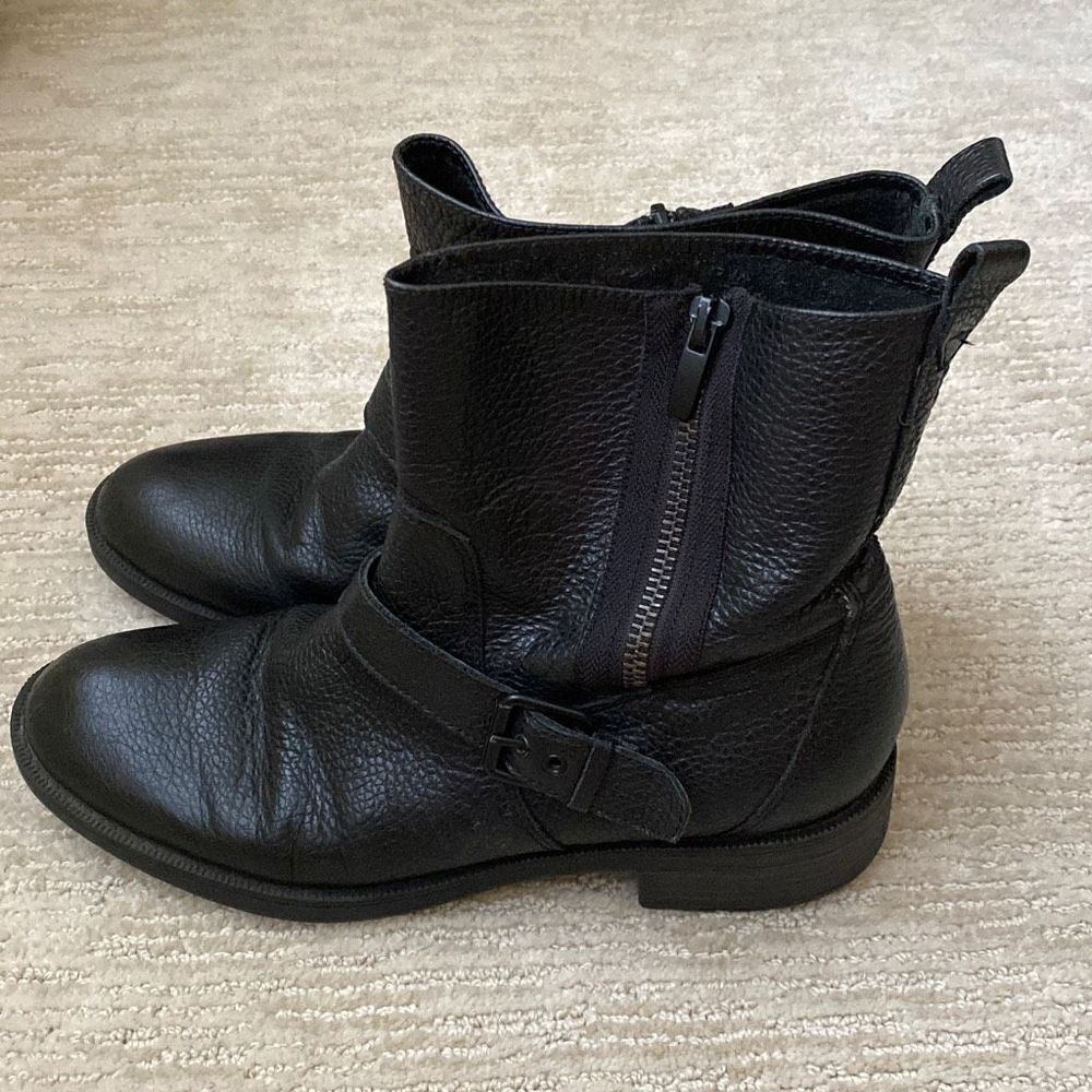 Women’s Nine West Hanzil Pebbled Black Leather Ankle Boots, Size 7M - Picture 4 of 10